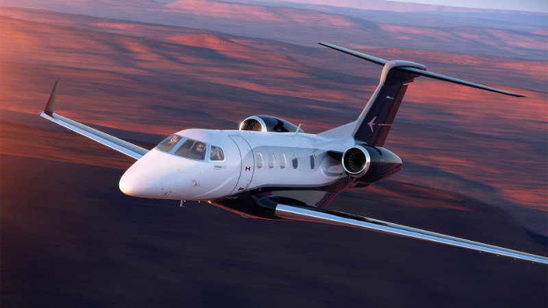 Embraer Phenom 300